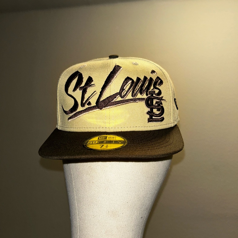 St. Louis 59Fifty tan and brown size 7 1/4 never worn